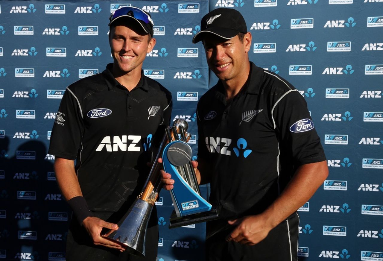 Trent Boult and Ross Taylor pose with their individual trophies after the match, New Zealand v Australia, 3rd ODI, Hamilton, February 5, 2017
