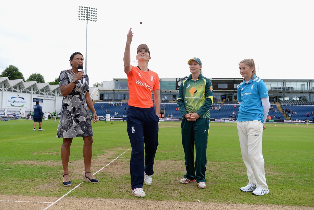 Charlotte Edwards and Meg Lanning at the toss, England Women v Australia Women, 3rd T20, Cardiff, August 31, 2015