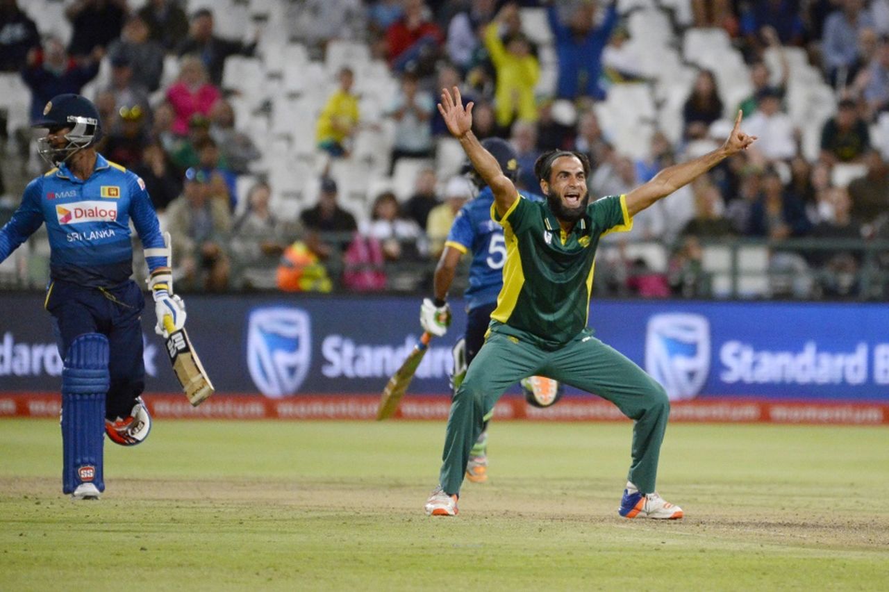 Imran Tahir took two wickets in his last over, South Africa v Sri Lanka, 4th ODI, Cape Town, February 7, 2017