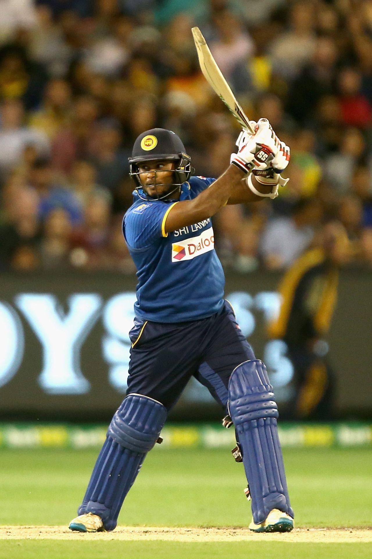 Dilshan Munaweera hits on the up through the off side, Australia v Sri Lanka, 1st T20I, Melbourne, February 17, 2017