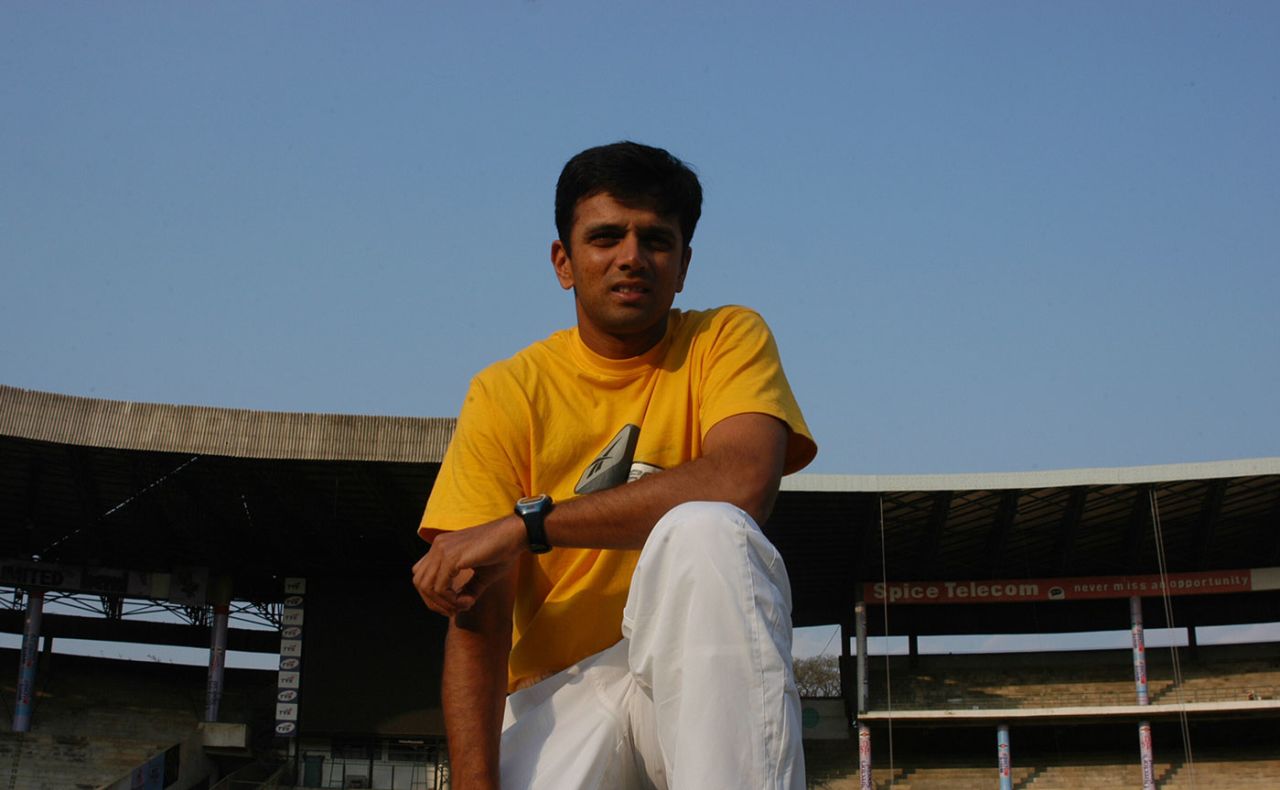 Rahul Dravid poses at Chinnaswamy Stadium in Bangalore, January 19, 2005