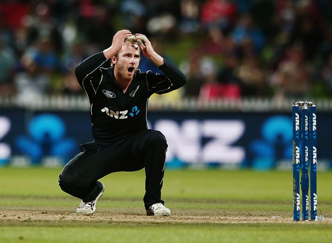 Kane Williamson reacts after a close appeal, New Zealand v South Africa, 1st ODI, Hamilton, February 19, 2017