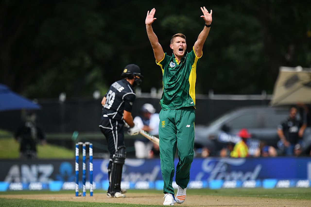 Dwaine Pretorius removed Dean Brownlie on his return to side, New Zealand v South Africa, 2nd ODI, Christchurch, February 22, 2017