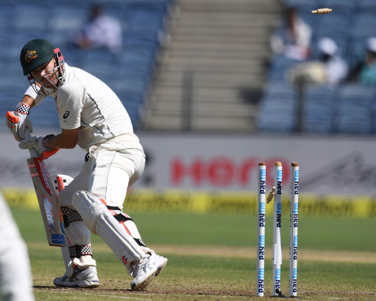 David Warner inside edged one onto his stumps, India v Australia, 1st Test, Pune, 1st day, February 23, 2017