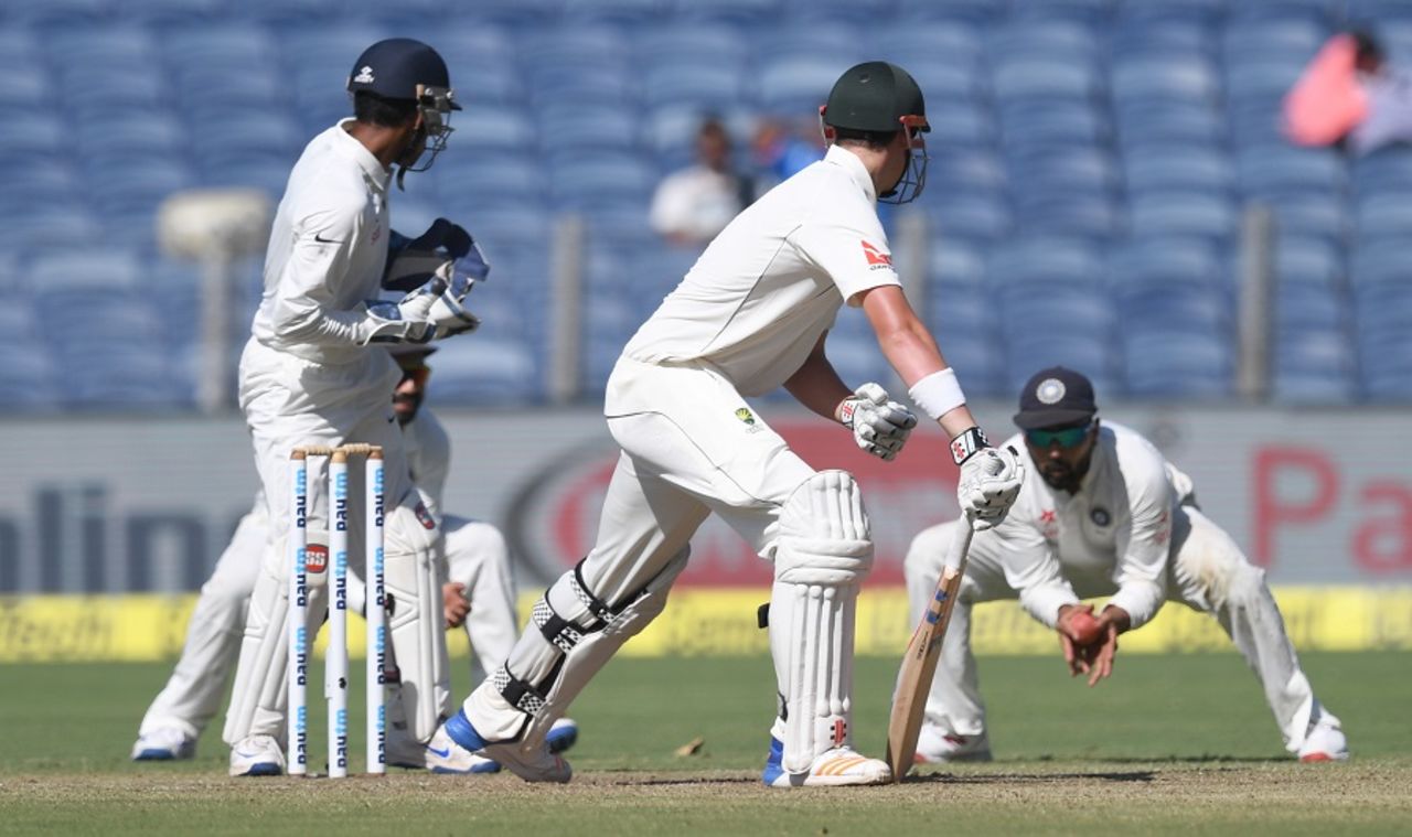 M Vijay holds on to a catch, India v Australia, 1st Test, Pune, 1st day, February 23, 2017