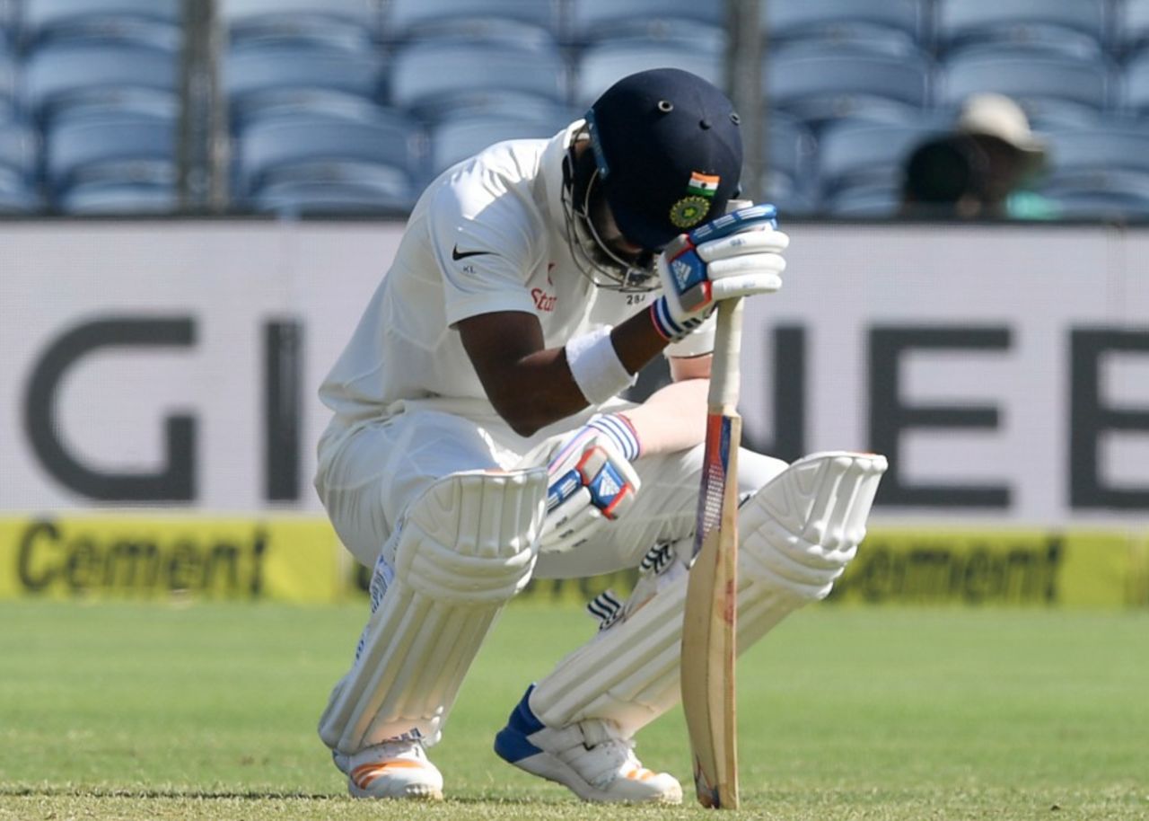 KL Rahul was visibly unwell while batting, India v Australia, 1st Test, Pune, 2nd day, February 24, 2017