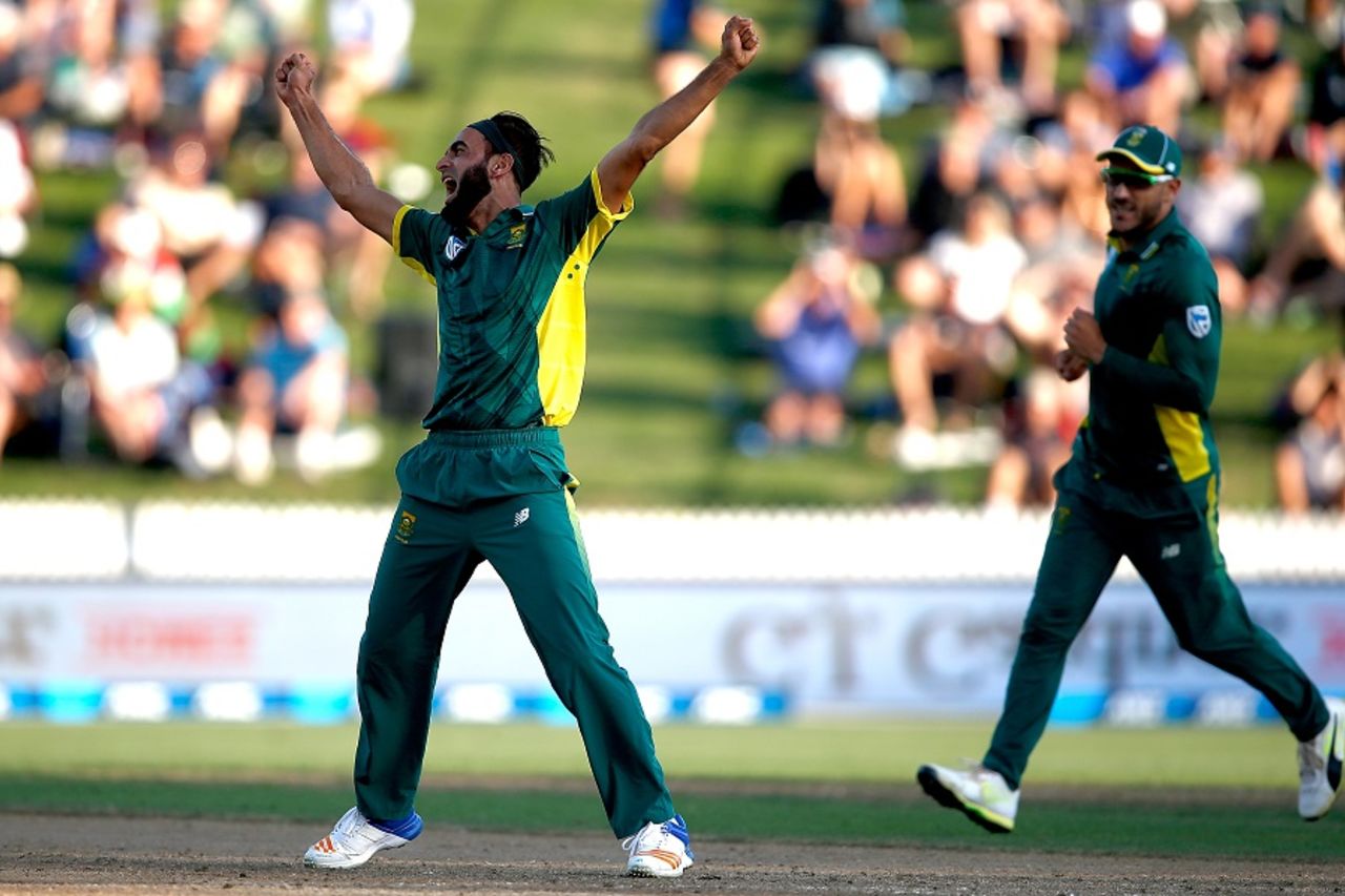 Imran Tahir is pumped up after dismissing Kane Williamson, New Zealand v South Africa, 4th ODI, Hamilton, March 1, 2017