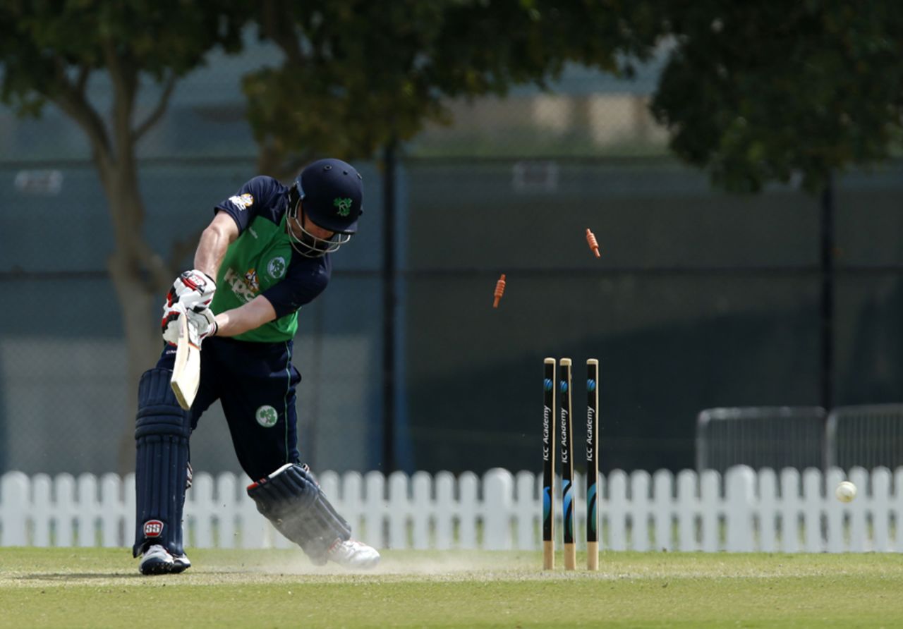William Porterfield loses his stumps to a yorker from Zahoor Khan, Ireland v United Arab Emirates, 1st ODI, Dubai, March 2, 2017