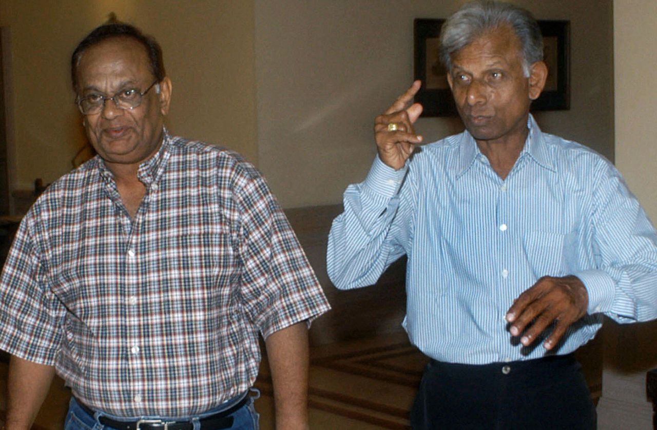 Indian spin bowlers Erapalli Prasanna (left) and Padmakar Shivalkar in Calcutta, May 30, 2003