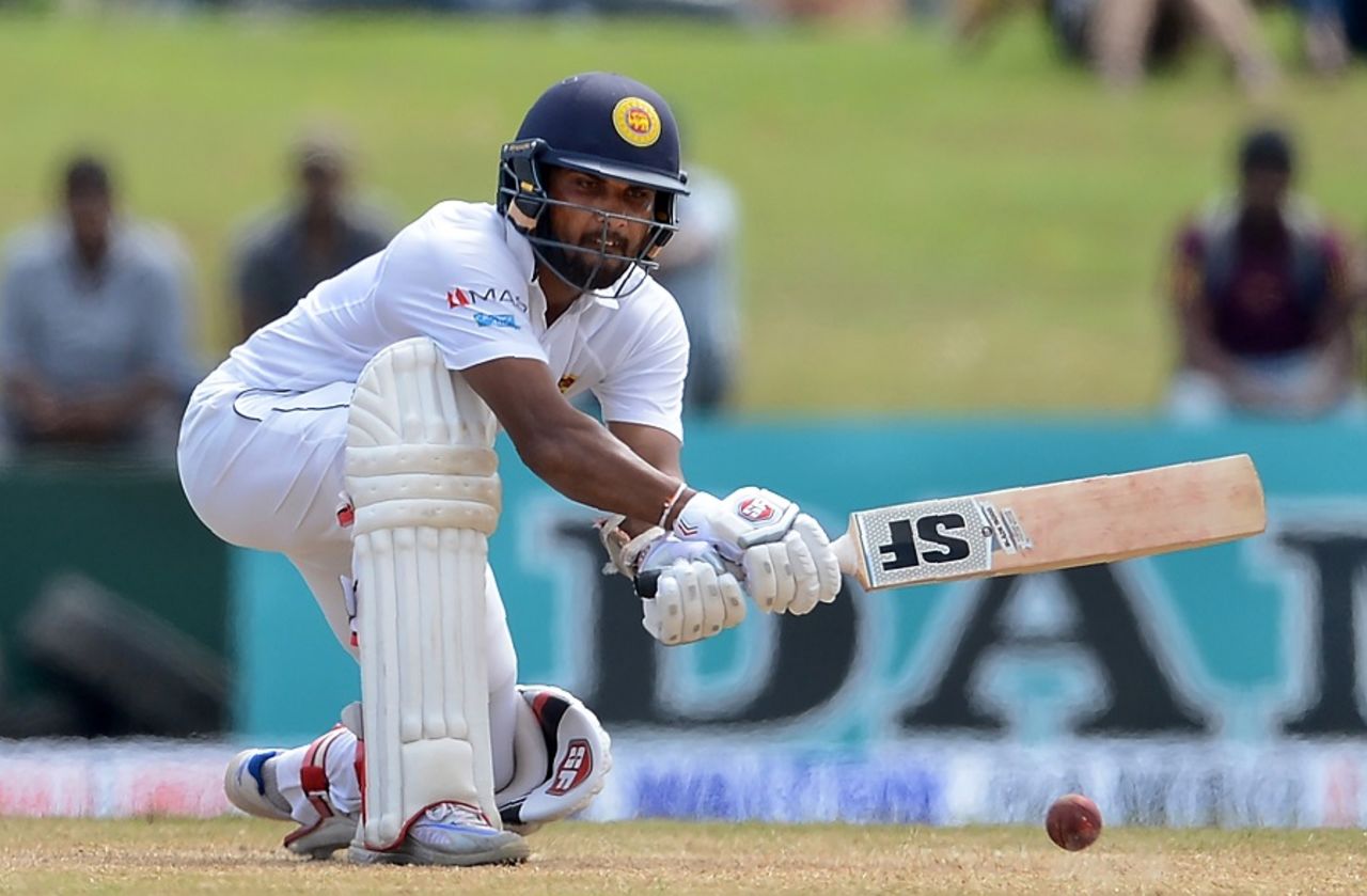 Dinesh Chandimal attempts a reverse sweep, Sri Lanka v Bangladesh, 1st Test, Galle, 4th day, March 10, 2017