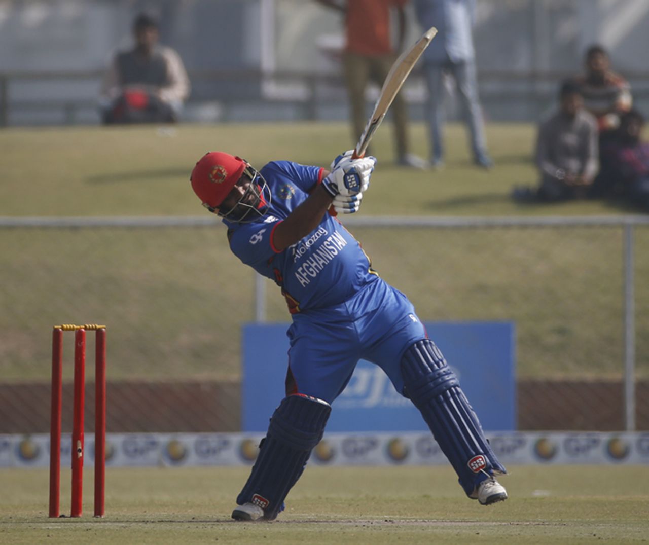 Mohammad Shahzad bunts one away, Afghanistan v Ireland, 2nd ODI, Greater Noida, March 17, 2017