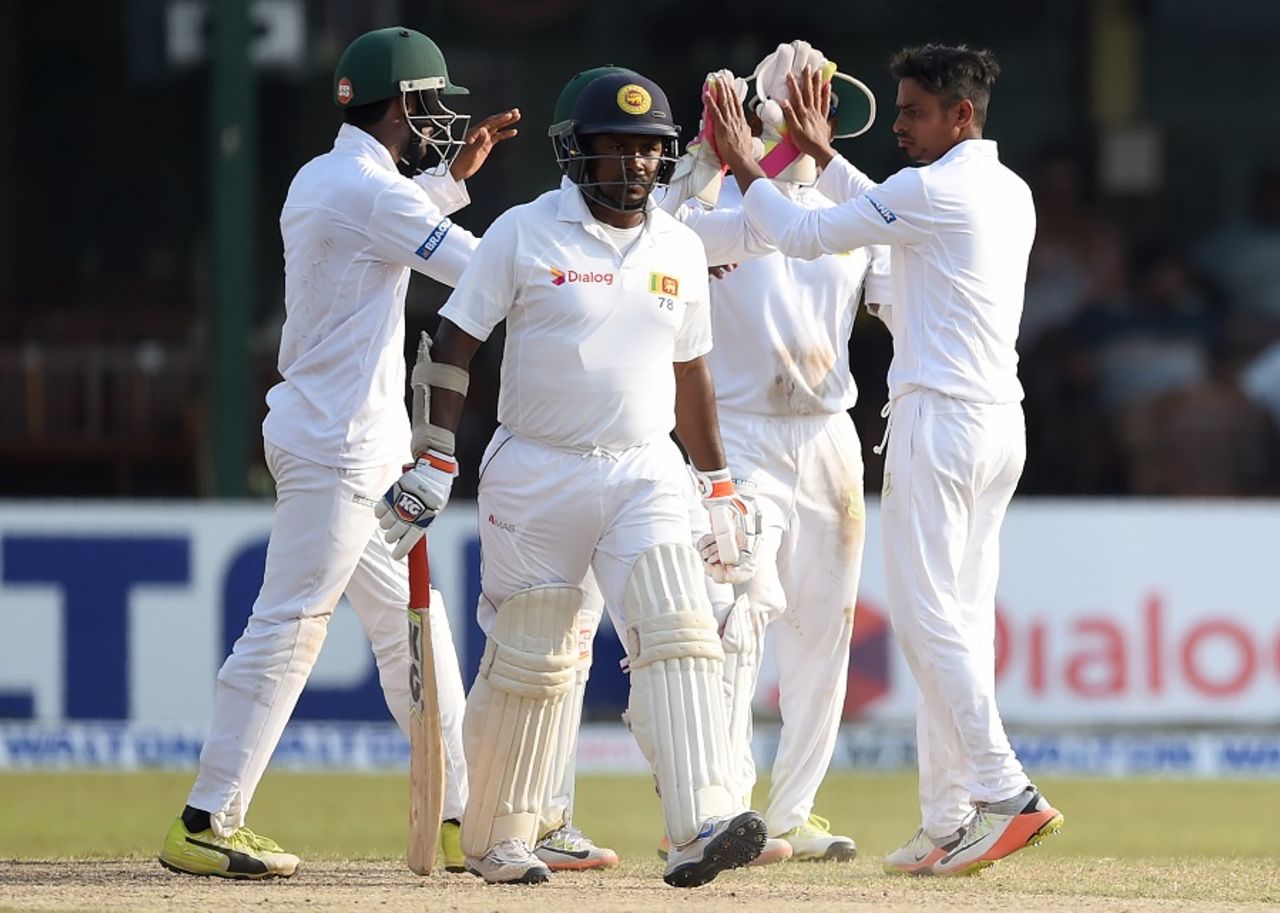 Taijul Islam celebrates with his team-mates after dismissing Rangana Herath, Sri Lanka v Bangladesh, 2nd Test, Colombo, 4th day, March 18, 2017