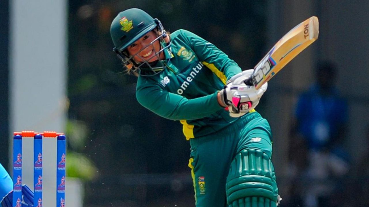 Sune Luus struck a brisk 35 before being run-out, ICC Women's World Cup Qualifier 2017, Colombo, February 21, 2017 