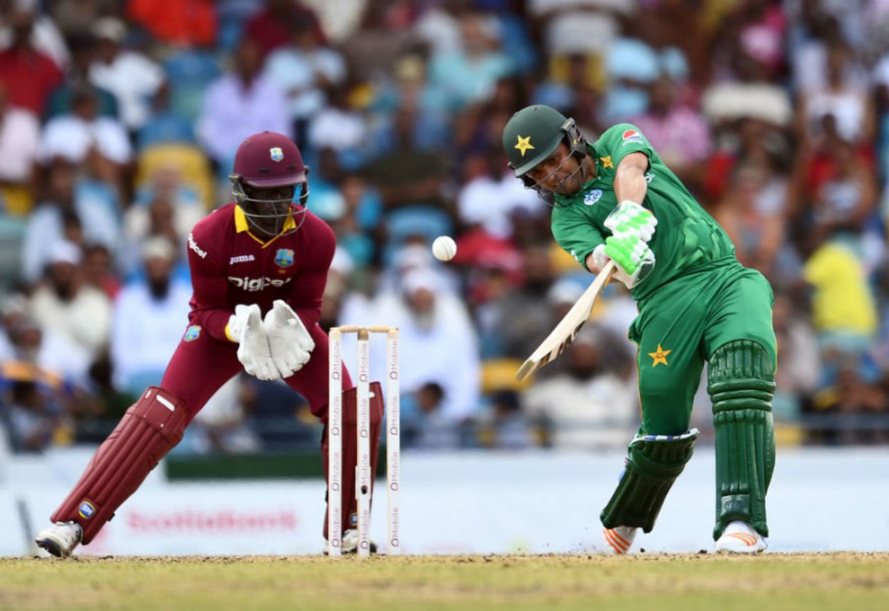Kamran Akmal goes inside-out over cover, West Indies v Pakistan, 1st T20I, Bridgetown, March 26, 2017