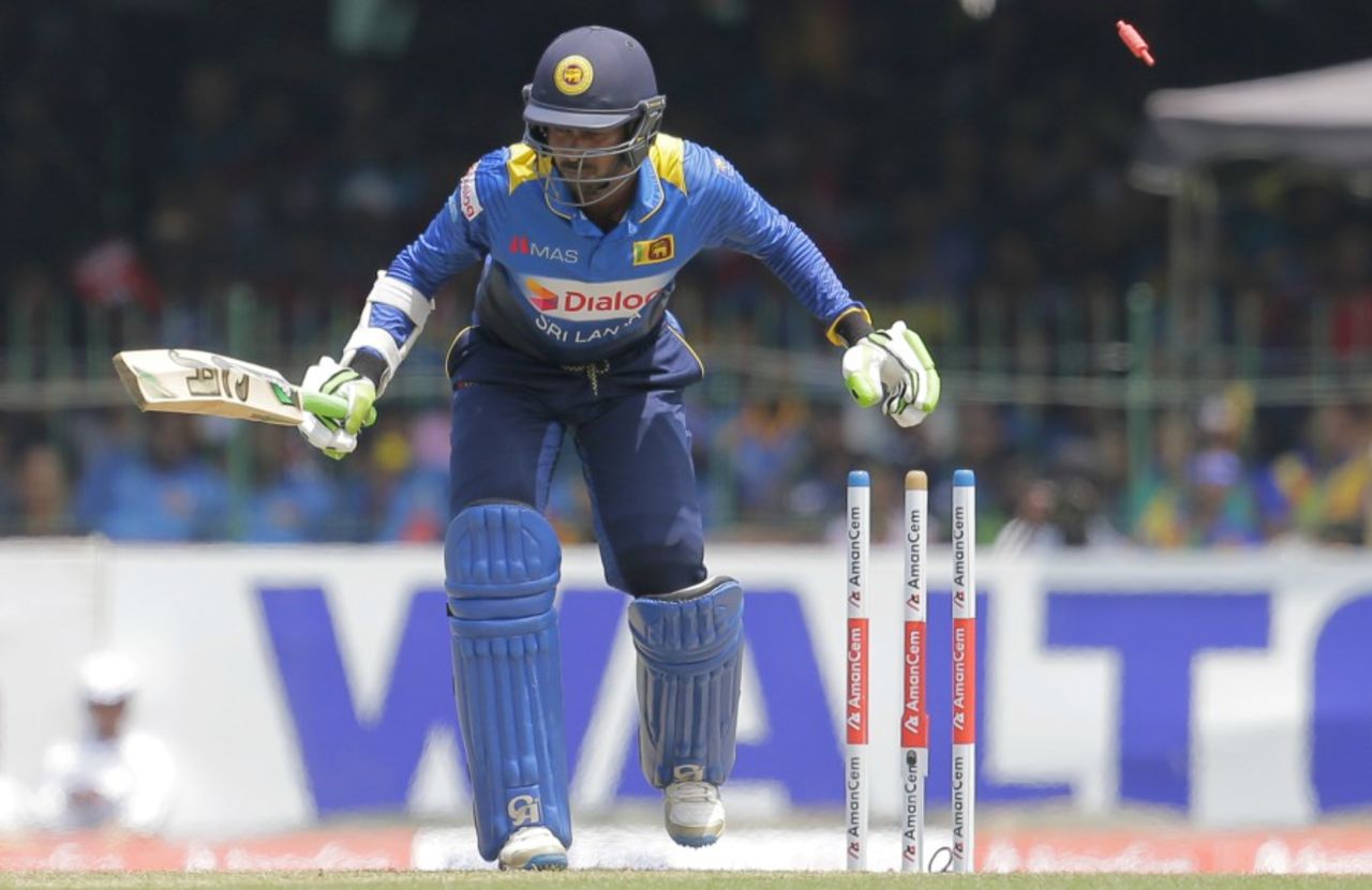 Upul Tharanga was undone by a sharp inswinger, Sri Lanka v Bangladesh, 3rd ODI, Colombo, April 1, 2017