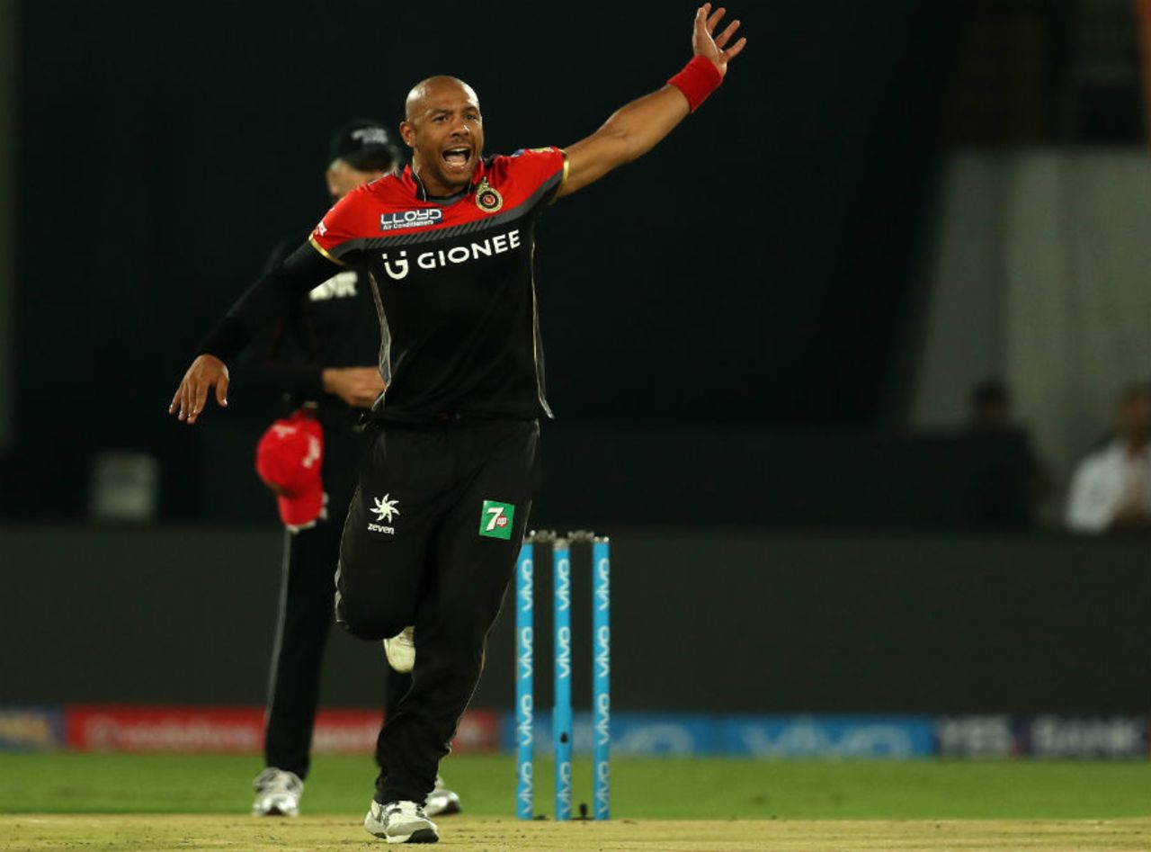 Tymal Mills bowled the first over on his IPL debut, Sunrisers Hyderabad v Royal Challengers Bangalore, IPL, Hyderabad, April 5, 2017