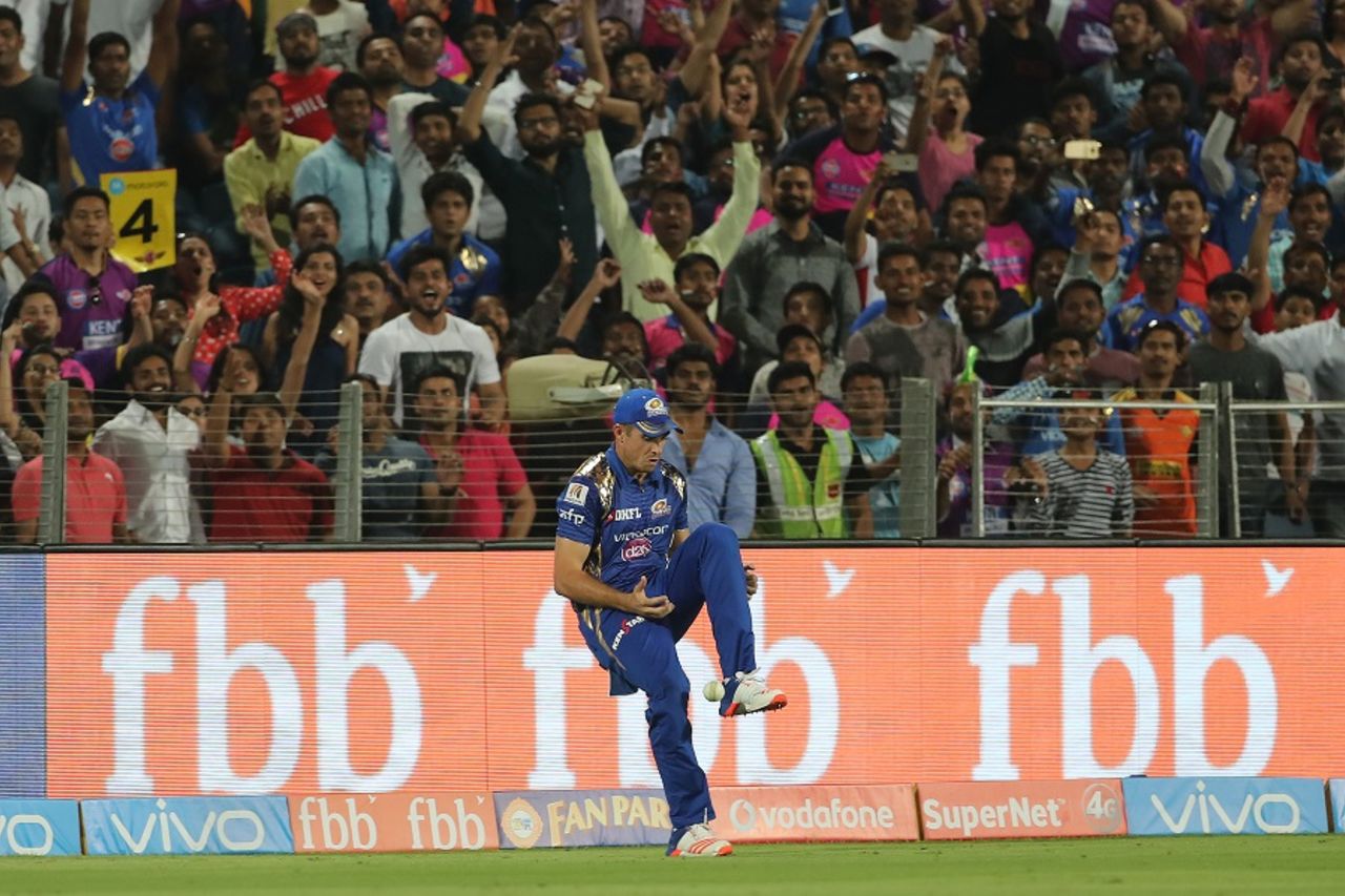 Tim Southee drops a catch off MS Dhoni in the 19th over of the chase, Rising Pune Supergiant v Mumbai Indians, IPL 2017, Pune, April 6, 2017