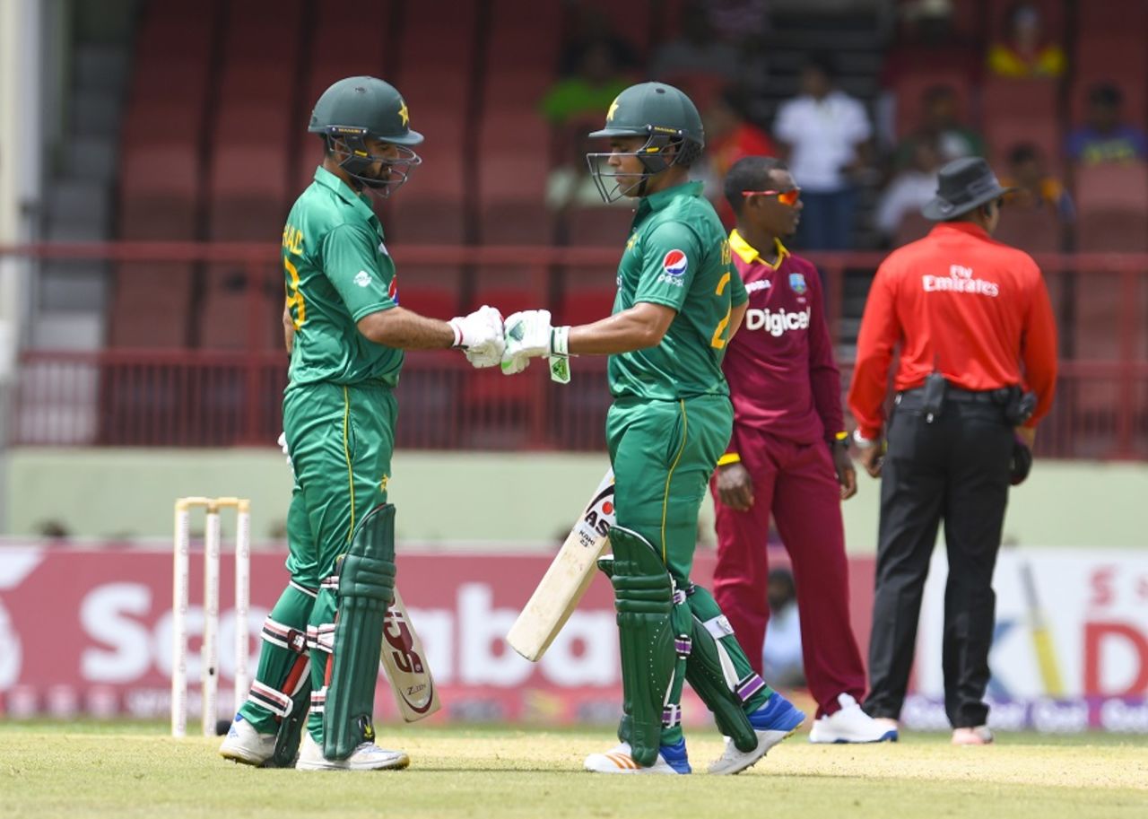 Kamran Akmal and Ahmed Shehzad put on 85 for the first wicket, West Indies v Pakistan, 1st ODI, Guyana, April 7, 2017