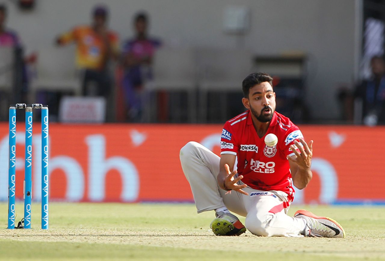 Swapnil Singh fumbled before holding on to a return catch to dismiss MS Dhoni, Kings XI Punjab v Rising Pune Supergiant, IPL 2017, Indore, April 8, 2017
