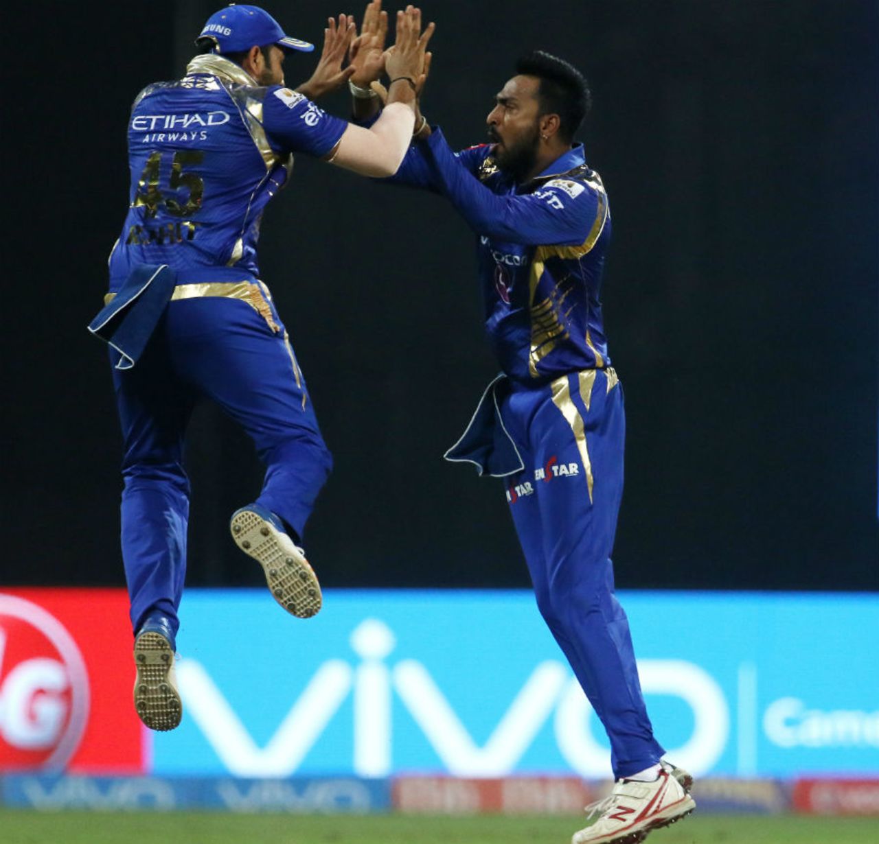 Rohit Sharma and Krunal Pandya are ecstatic after getting two wickets in the same over, Mumbai Indians v Kolkata Knight Riders, Mumbai, IPL, April 9, 2017