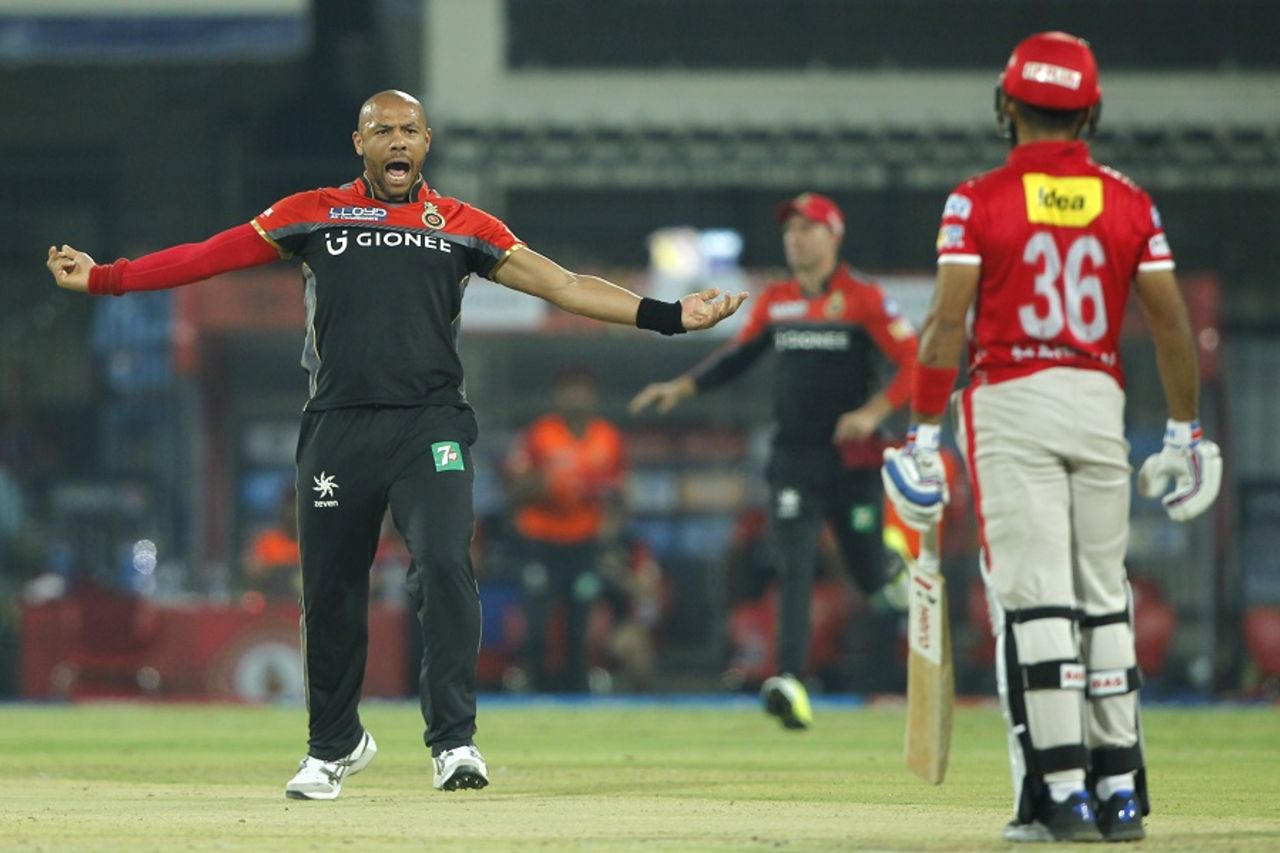 Tymal Mills outwitted Manan Vohra with a slower ball, Kings XI Punjab v Royal Challengers Bangalore, IPL 2017, Indore, April 10, 2017