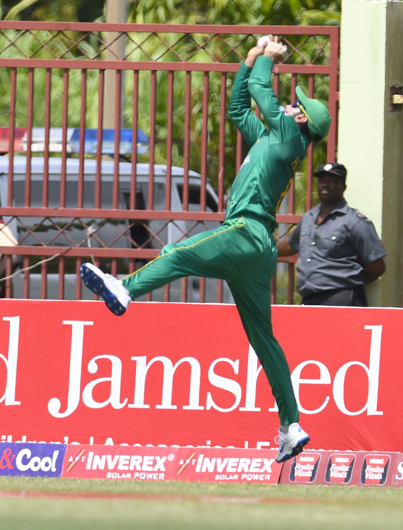 Mohammad Hafeez holds a catch above his head, West Indies v Pakistan, 3rd ODI, Providence, April 11, 2017
