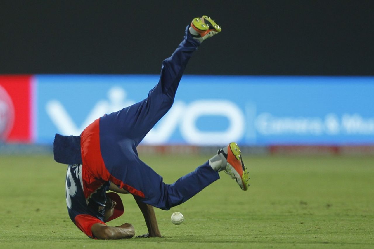 Shahbaz Nadeem tumbles down as he tries to take a catch, Delhi Daredevils v Kings XI Punjab, IPL 2017, Delhi, April 15, 2017