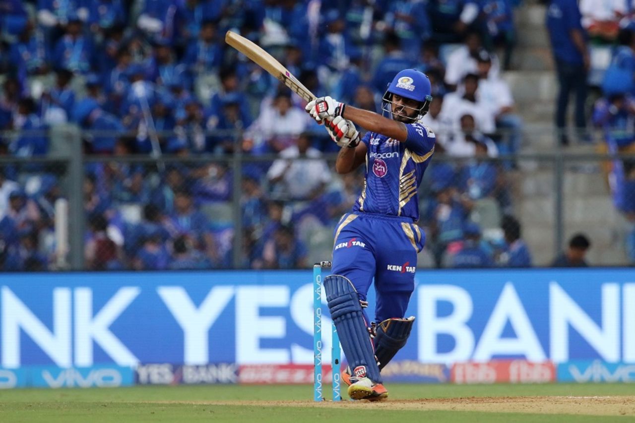 Nitish Rana pulled Andrew Tye's short-pitched delivery for a six, Mumbai Indians v Gujarat Lions, IPL 2017, Mumbai, April 16, 2017