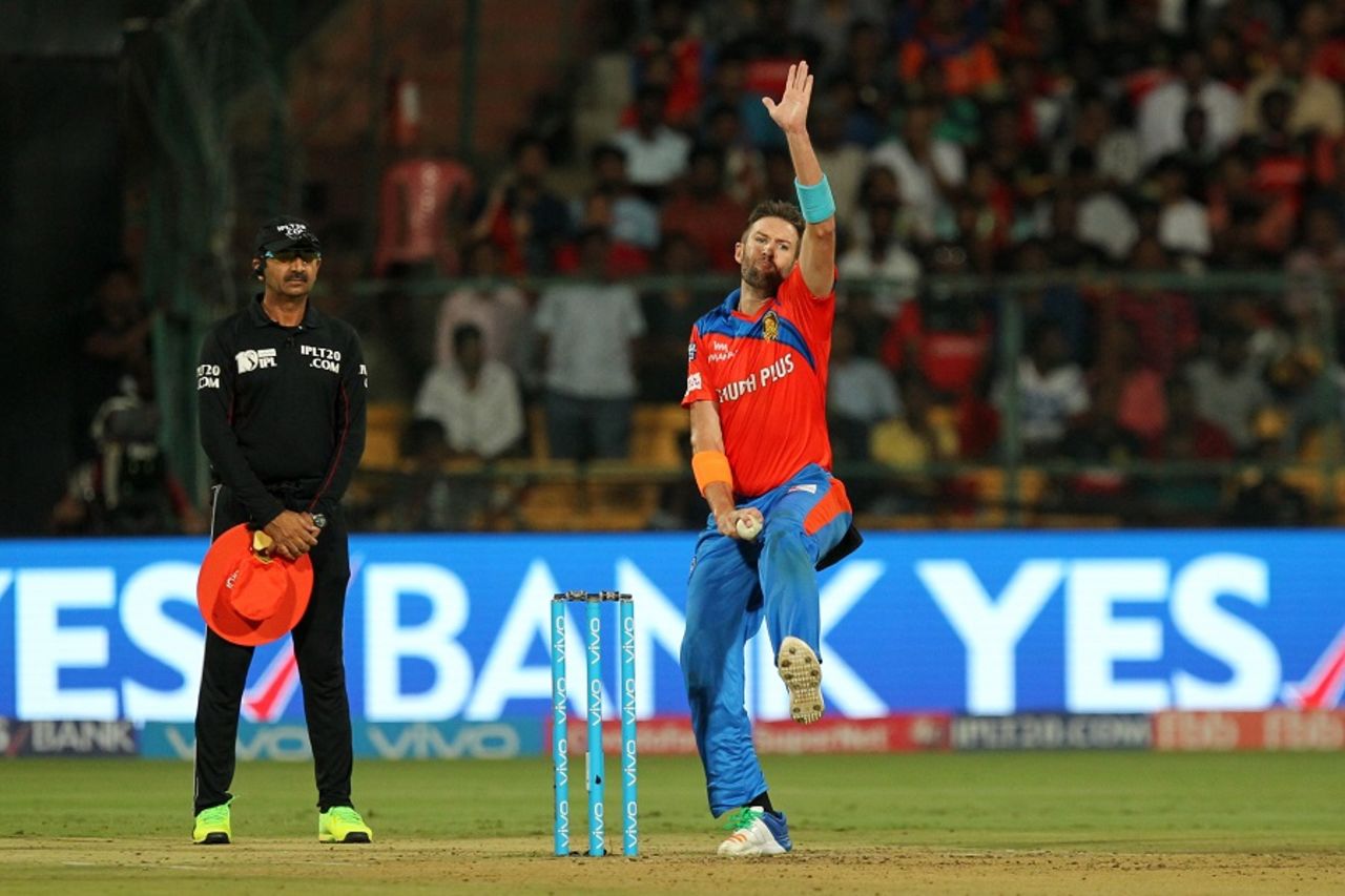 Andrew Tye finished with figures of 3 for 12 off his four overs, Royal Challengers Bangalore v Gujarat Lions, IPL 2017, Bengaluru, April 27, 2017