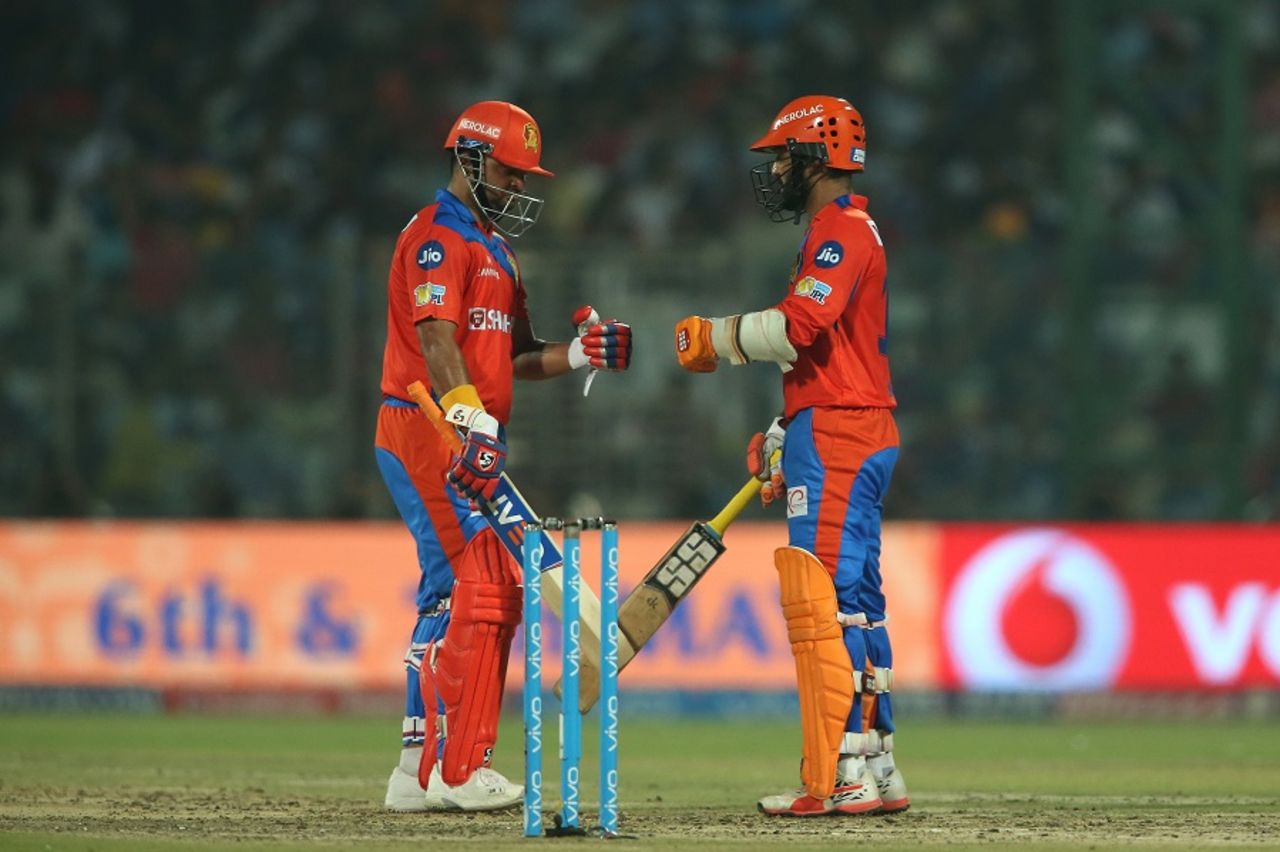 Suresh Raina and Dinesh Karthik added 133 runs for the third wicket, Delhi Daredevils v Gujarat Lions, IPL 2017, Delhi, May 4, 2017