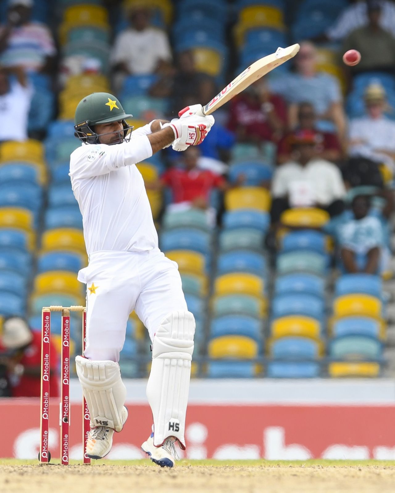 Sarfraz Ahmed pulls one away, West Indies v Pakistan, 2nd Test, Bridgetown, 5th day, May 4, 2017