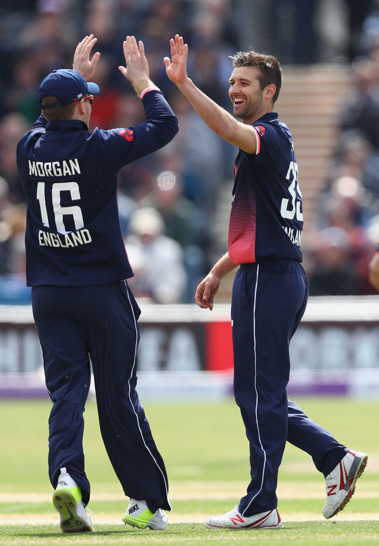 Mark Wood struck first with the new ball, England v Ireland, 1st ODI, Bristol, May 5, 2017