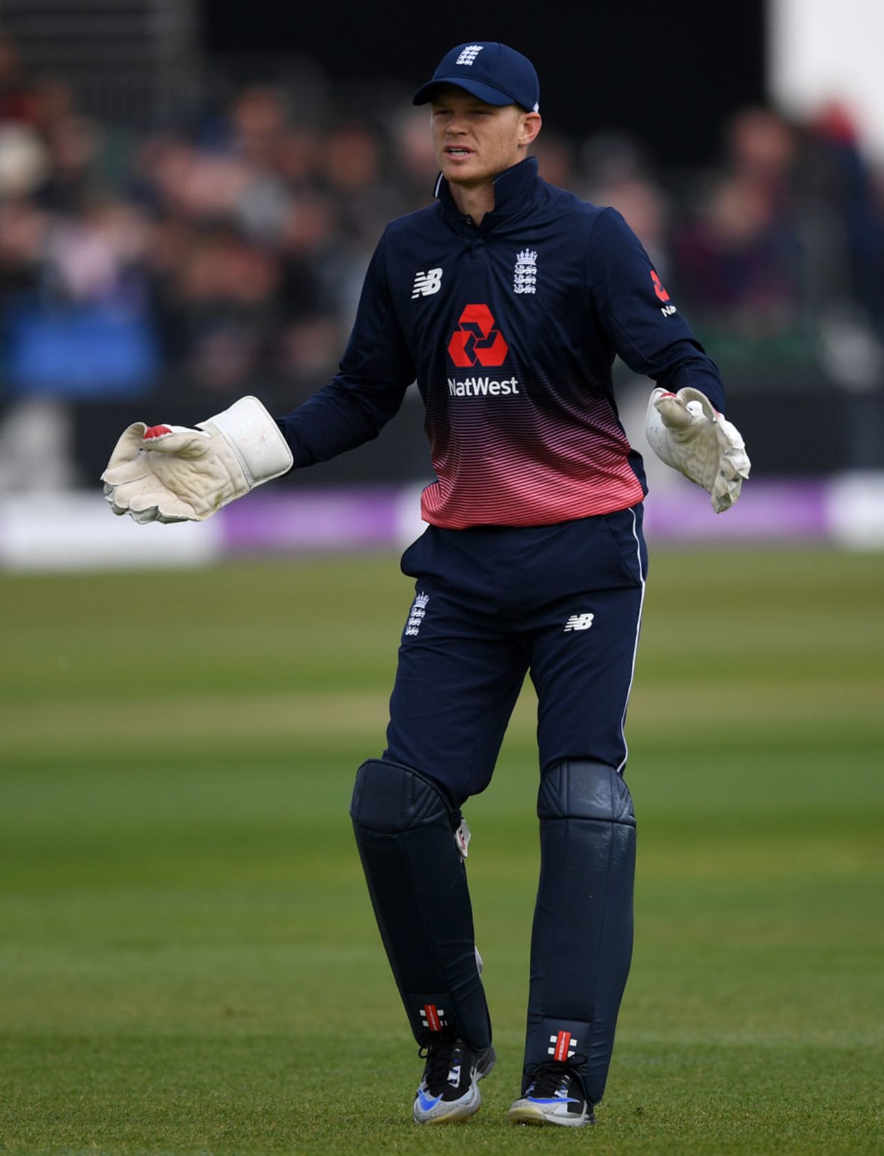 Sam Billings took the wicketkeeping gloves, England v Ireland, 1st ODI, Bristol, May 5, 2017