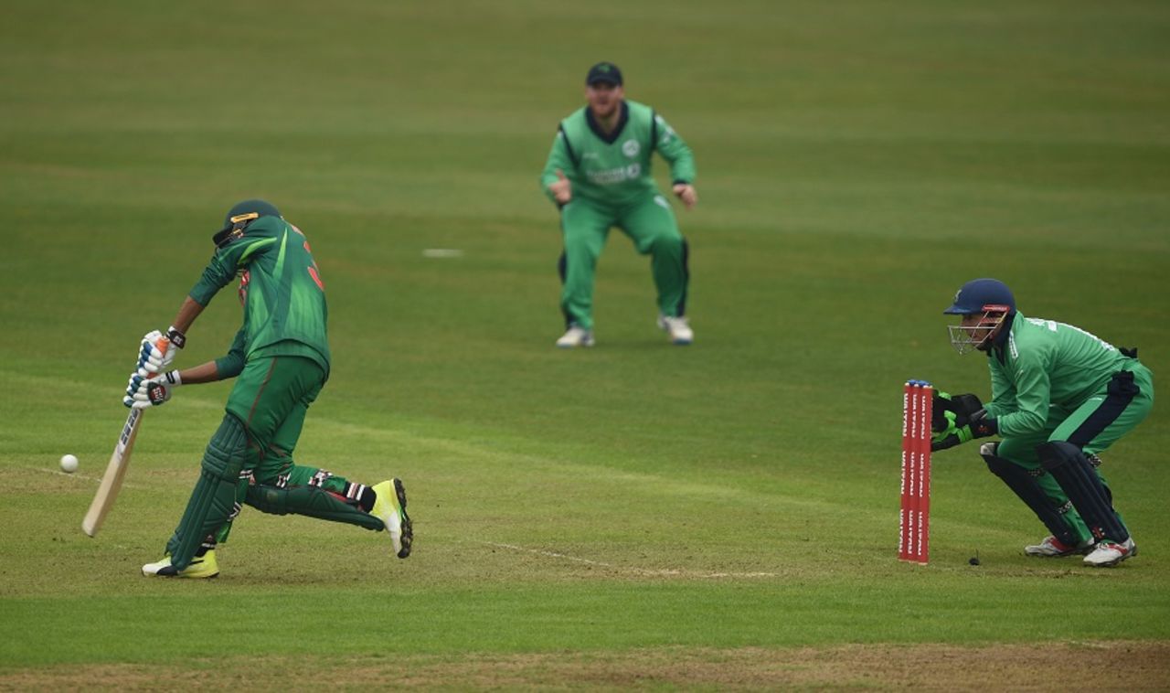 Mahmudullah goes on the attack, Ireland v Bangladesh, tri-nation series, Malahide, May 12, 2017