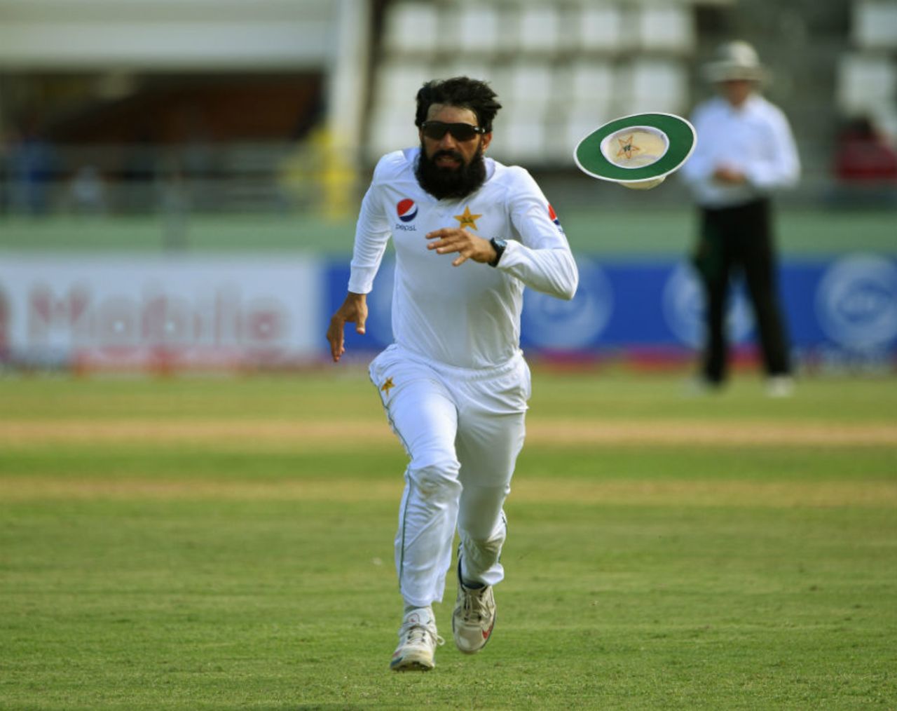 Misbah sprints across to stop a crunching drive, West Indies v Pakistan, 3rd Test, Roseau, 3rd day, May 12, 2017