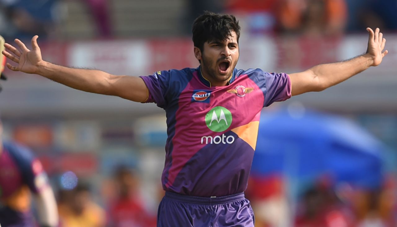 Shardul Thakur celebrates the wicket of Shaun Marsh, Rising Pune Supergiant v Kings XI Punjab, IPL 2017, Pune, May 14, 2017