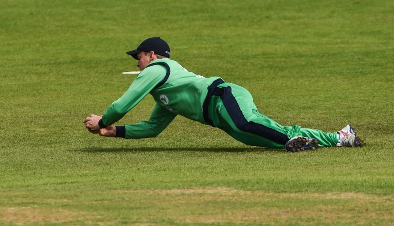 William Porterfield makes a tumbling save, Ireland v New Zealand, Malahide, 5th ODI, May 21, 2017