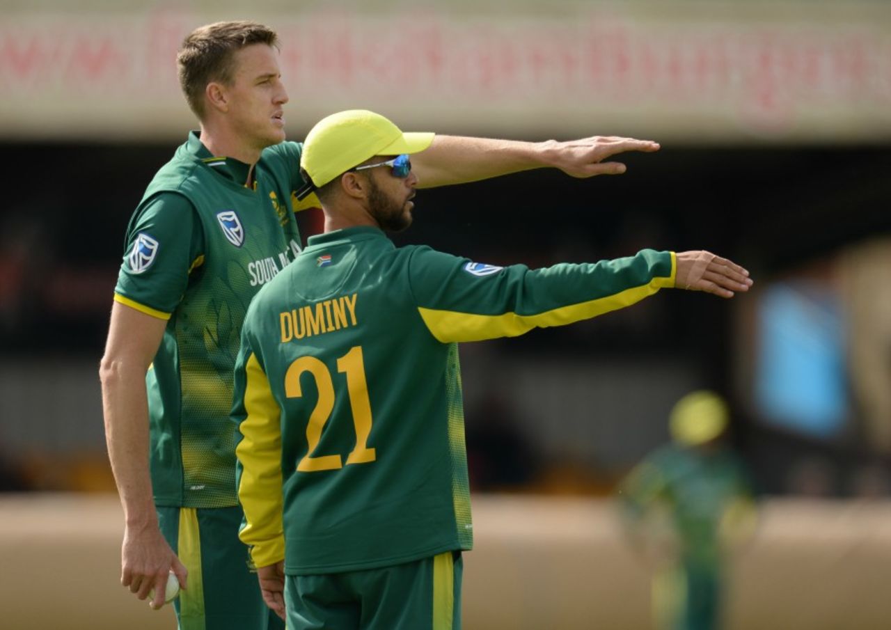 JP Duminy and Morne Morkel set the field, Northamptonshire v South Africans, Northampton, May 21, 2017