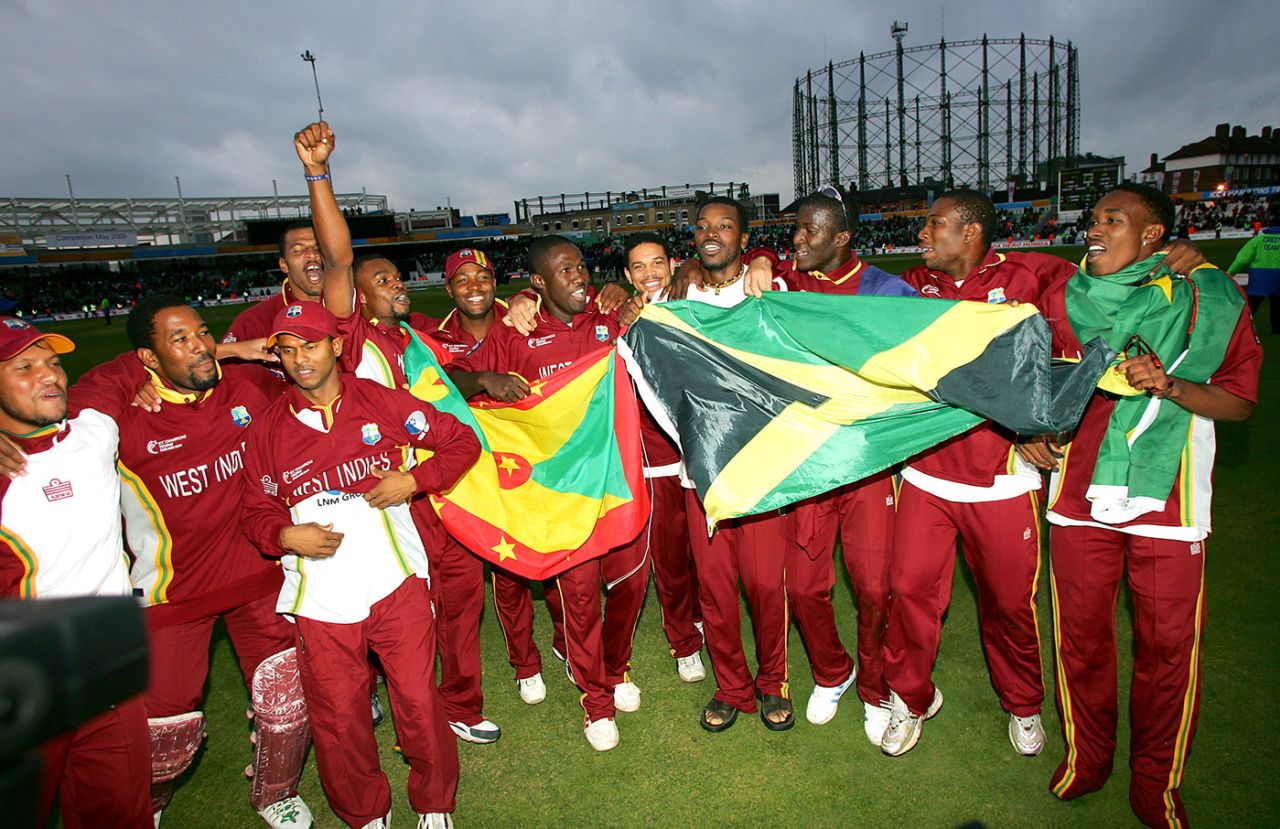 West Indies celebrate the win, England v West Indies, ICC Champions Trophy final, September 25, 2004