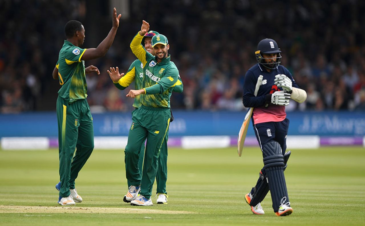 Adil Rashid fell first ball to leave Kagiso Rabada on a hat-trick, England v South Africa, 3rd ODI, Lord's, May 29, 2017