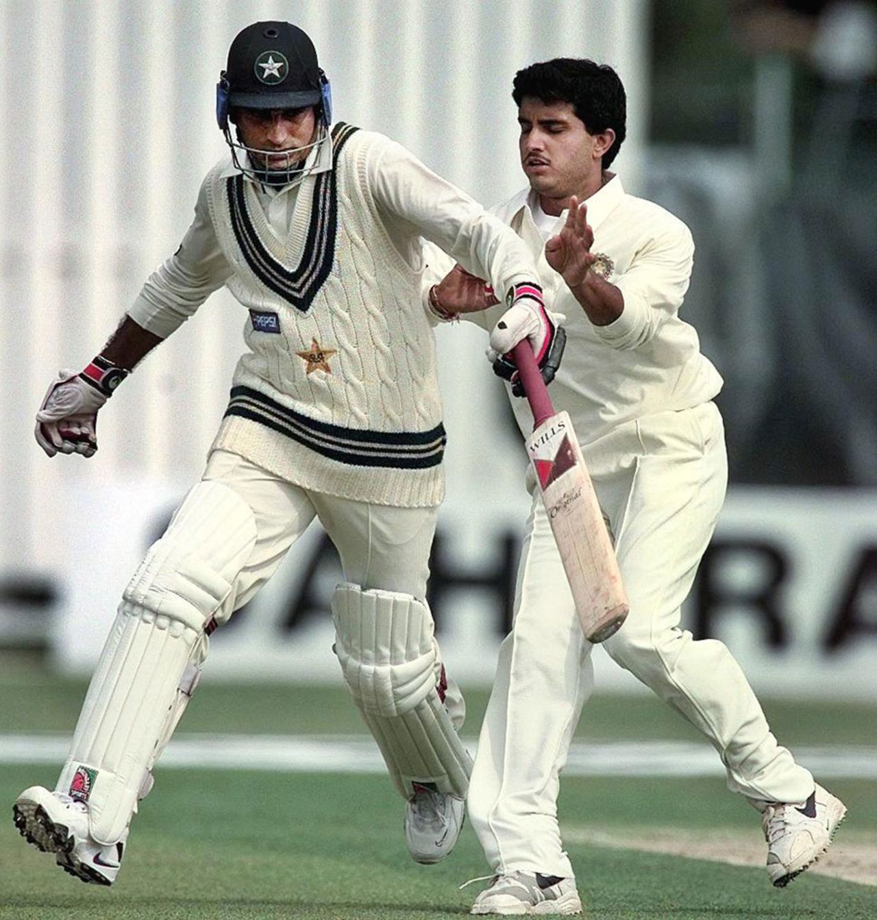 Sourav Ganguly collides with Aamer Sohail, India v Pakistan, Sahara Friendship Cup, 1st ODI, Toronto, September 12, 1998