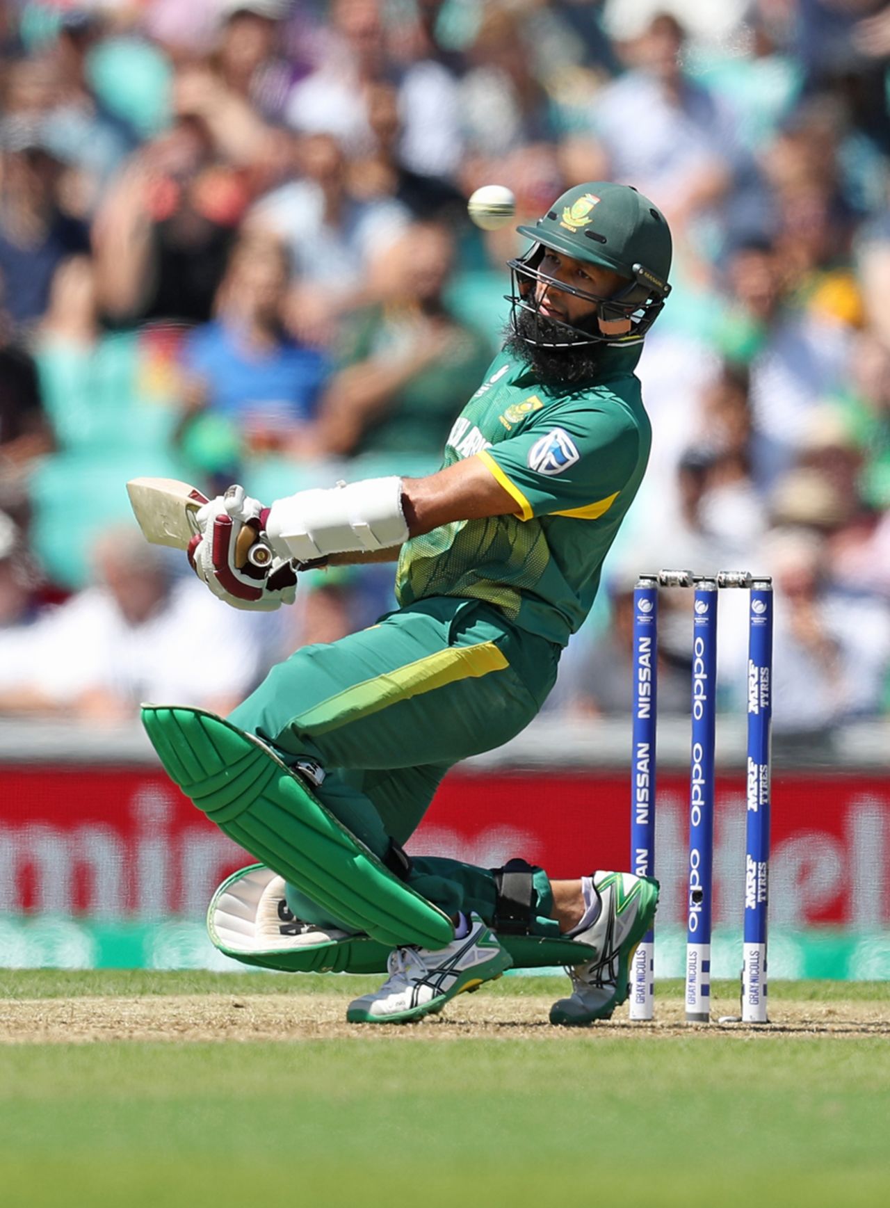 Hashim Amla ducks a bouncer, South Africa v Sri Lanka, Champions Trophy, Group B, The Oval, June 3, 2017