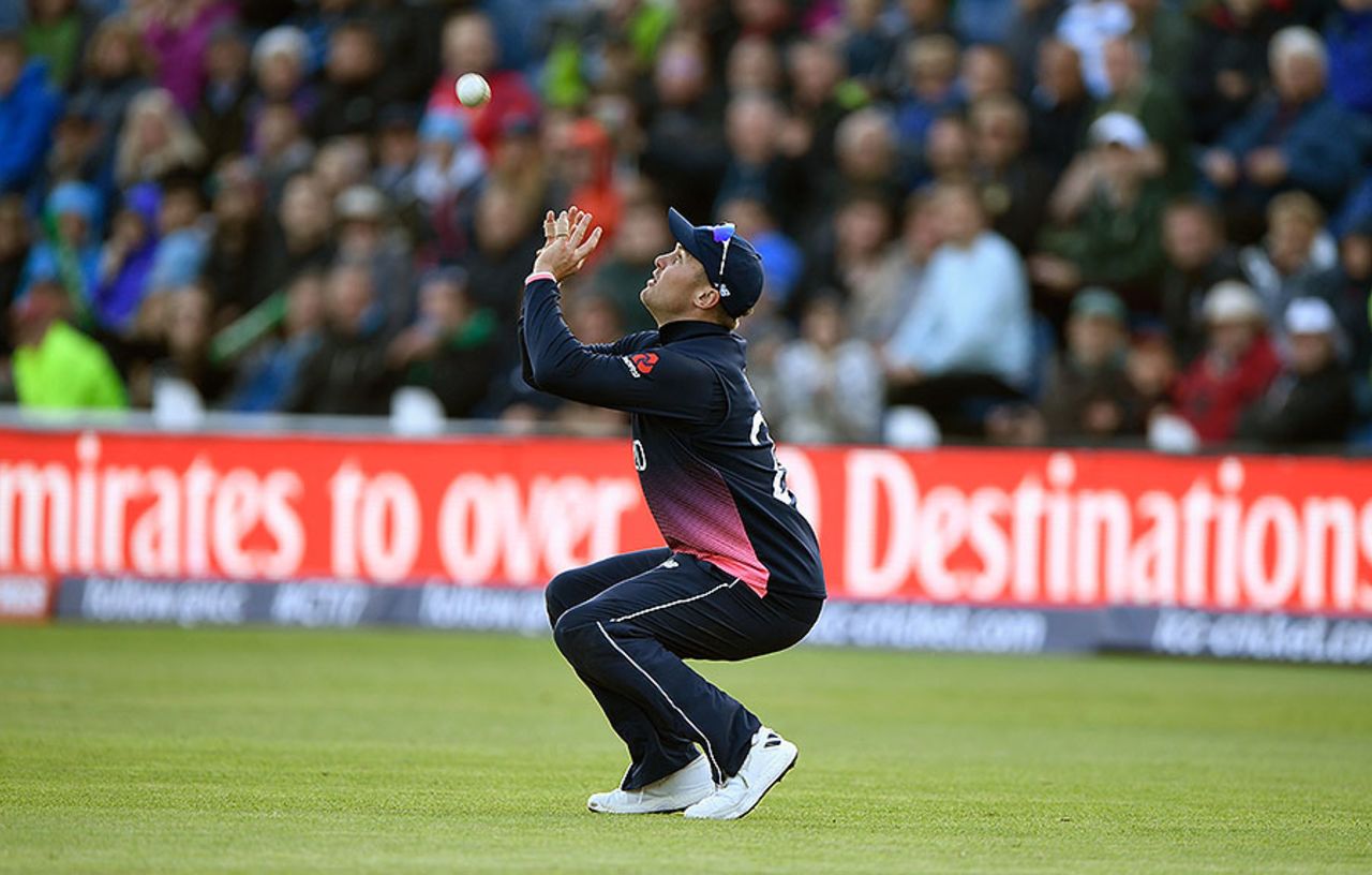 Jason Roy prepares to take the catch that sealed England's progression to the semi-finals, England v New Zealand, Champions Trophy 2017, Cardiff, June 6, 2017