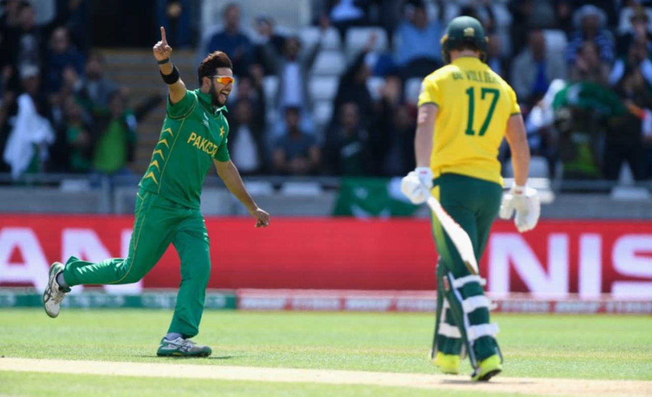 Imad Wasim celebrates AB de Villiers' wicket, Pakistan v South Africa, Champions Trophy, Group B, Edgbaston, June 7, 2017