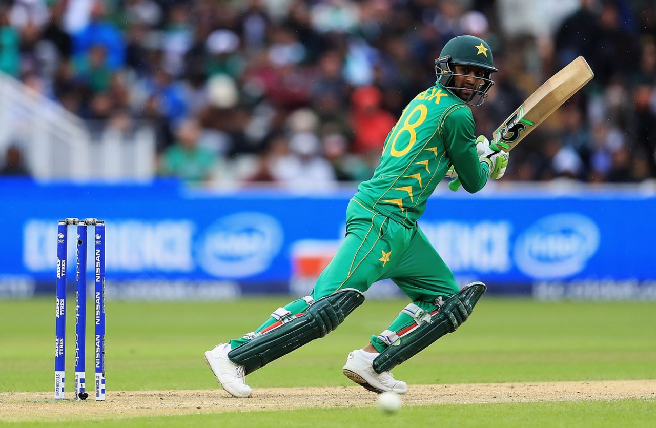 Shoaib Malik steers one through the off side, Pakistan v South Africa, Champions Trophy, Group B, Edgbaston, June 7, 2017