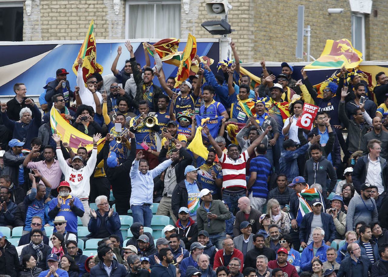 Sri Lankan fans' support grew louder as the match progressed , India v Sri Lanka, Champions Trophy 2017, The Oval, London, June 8, 2017