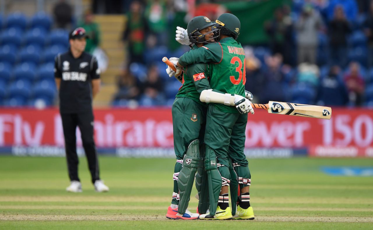 Mahmudullah and Shakib Al Hasan embrace during their record stand, New Zealand v Bangladesh, Group A, Champions Trophy 2017, Cardiff, June 9, 2017
