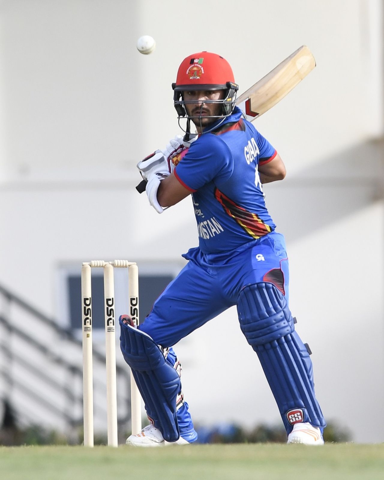 Gulbadin Naib sets himself up for a swat, West Indies v Afghanistan, 2nd ODI, Gros Islet, June 11, 2017
