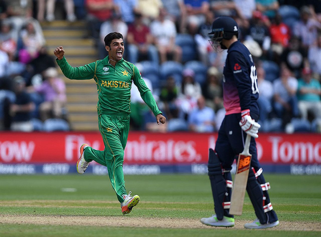 Shadab Khan claims the vital scalp of Joe Root, England v Pakistan, Champions Trophy, 1st semi-final, Cardiff, June 14, 2017