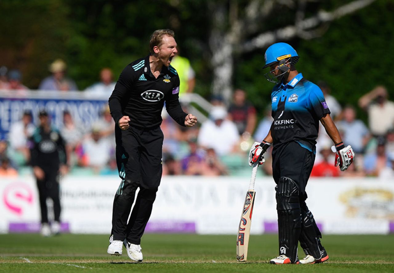 Gareth Batty collected a five-wicket haul, Worcestershire v Surrey, Royal London Cup, semi-final, New Road, June 17, 2017